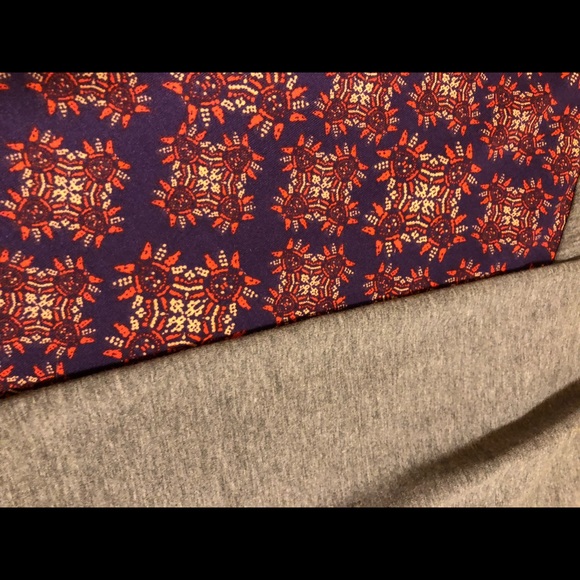LuLaRoe Randy - Picture 4 of 6